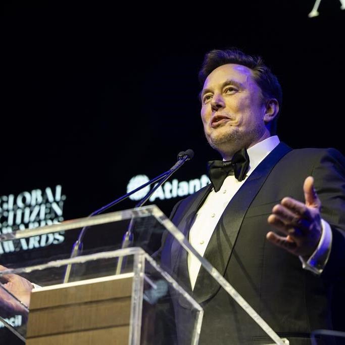 X requests it be reinstated in Brazil after complying with judge's orders, sources say